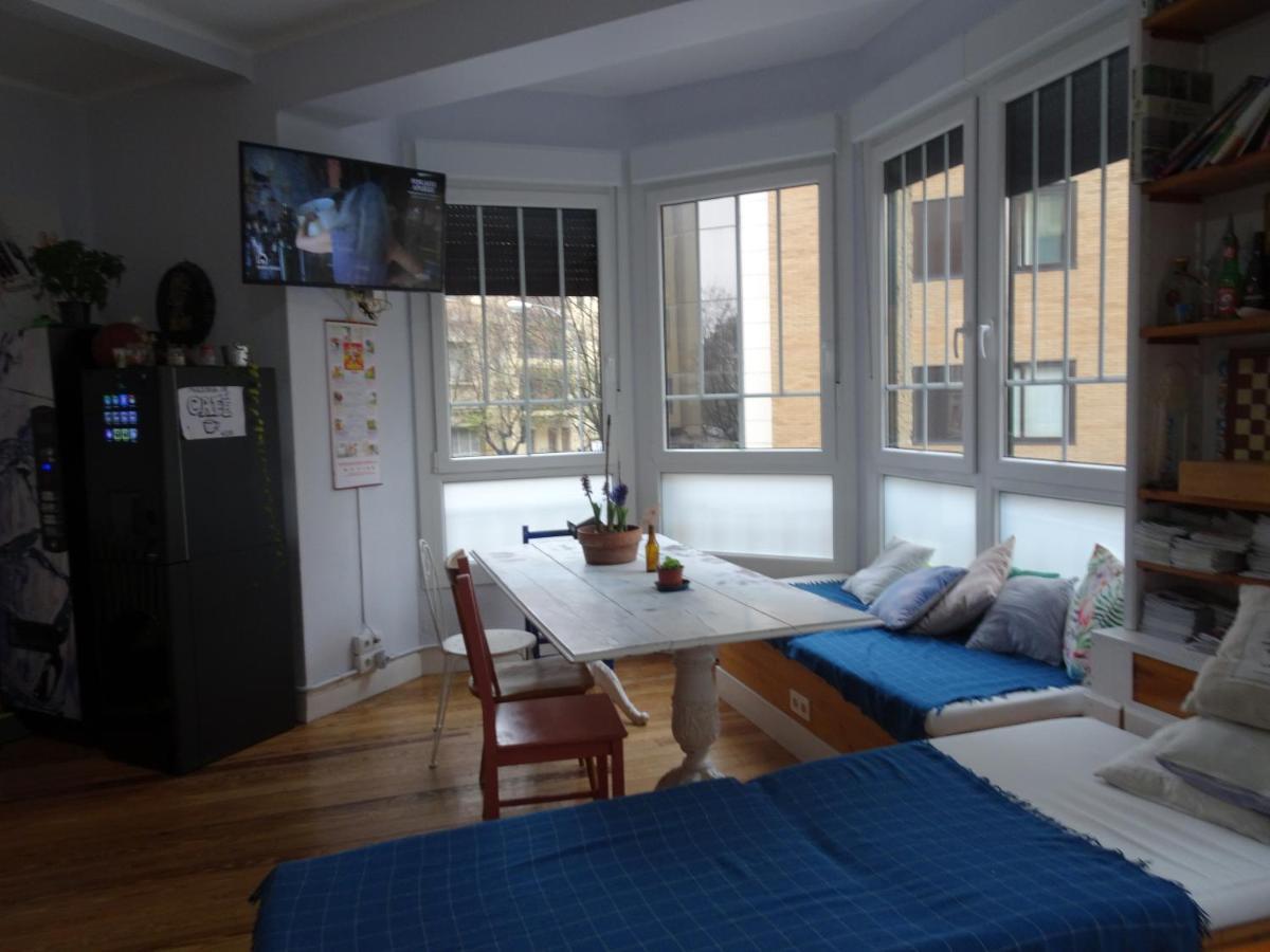 Aloha Hostel Памплона Екстер'єр фото