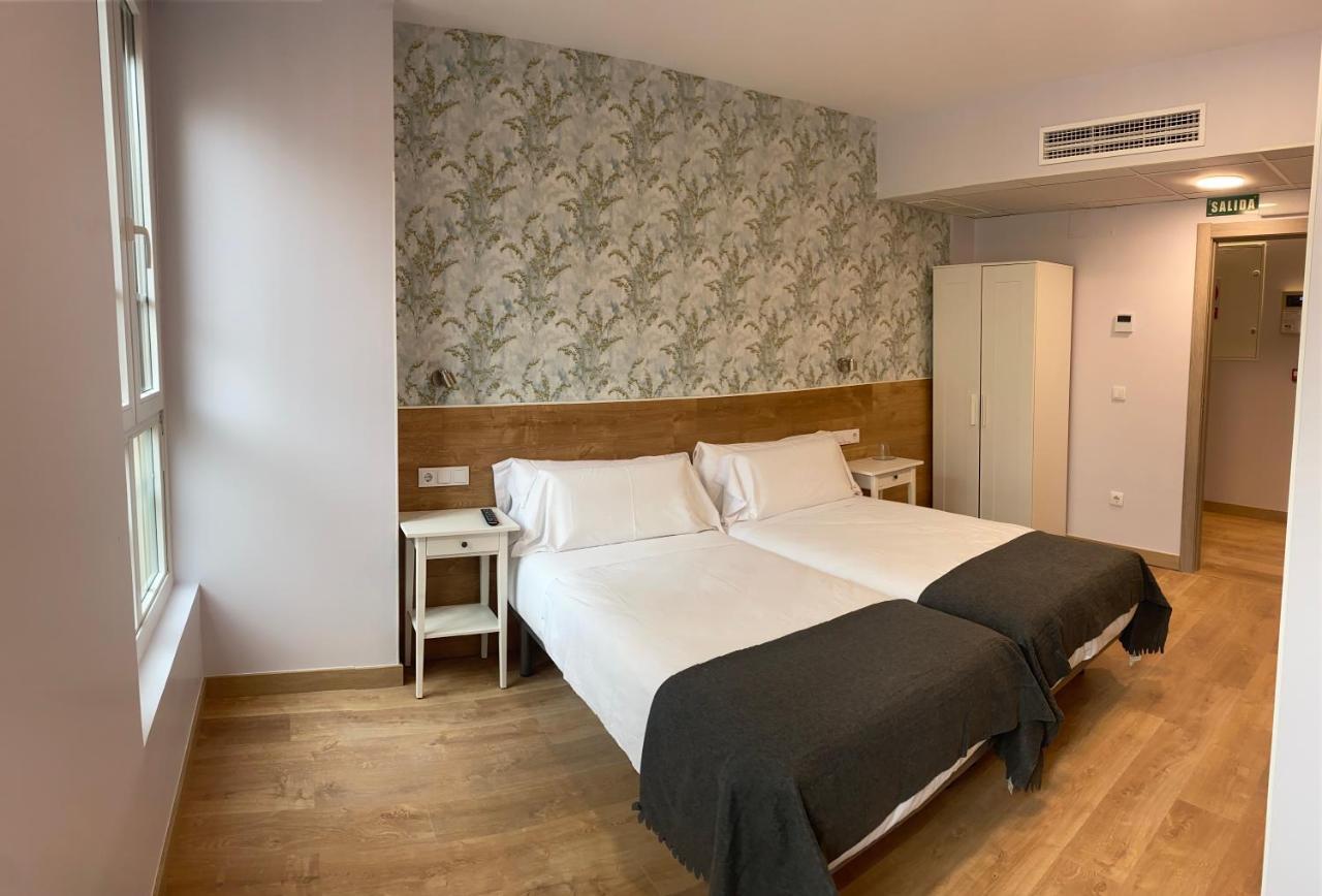 Aloha Hostel Памплона Екстер'єр фото